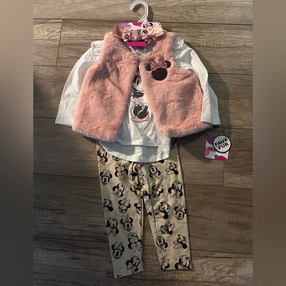 Disney girls 18 month outfit